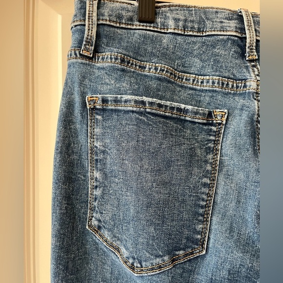 Banana Republic Medium Wash Distressed Skinny Jeans Women’s Size 8 - Picture 4 of 16